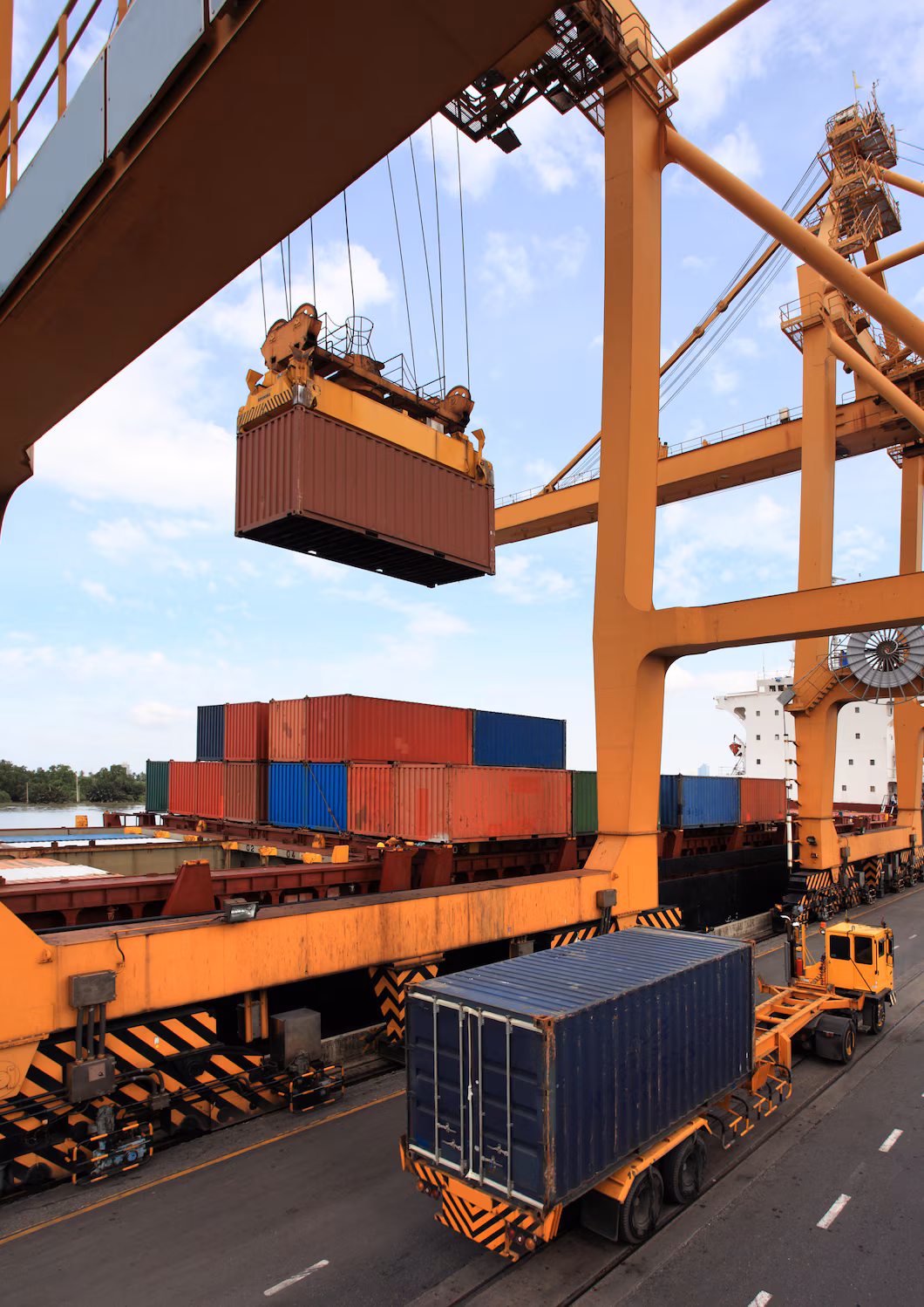 road delivery logistics Europe 